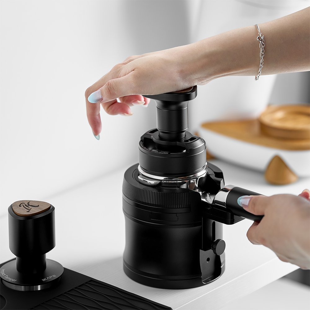 UniPress Distributor and Tamper in One