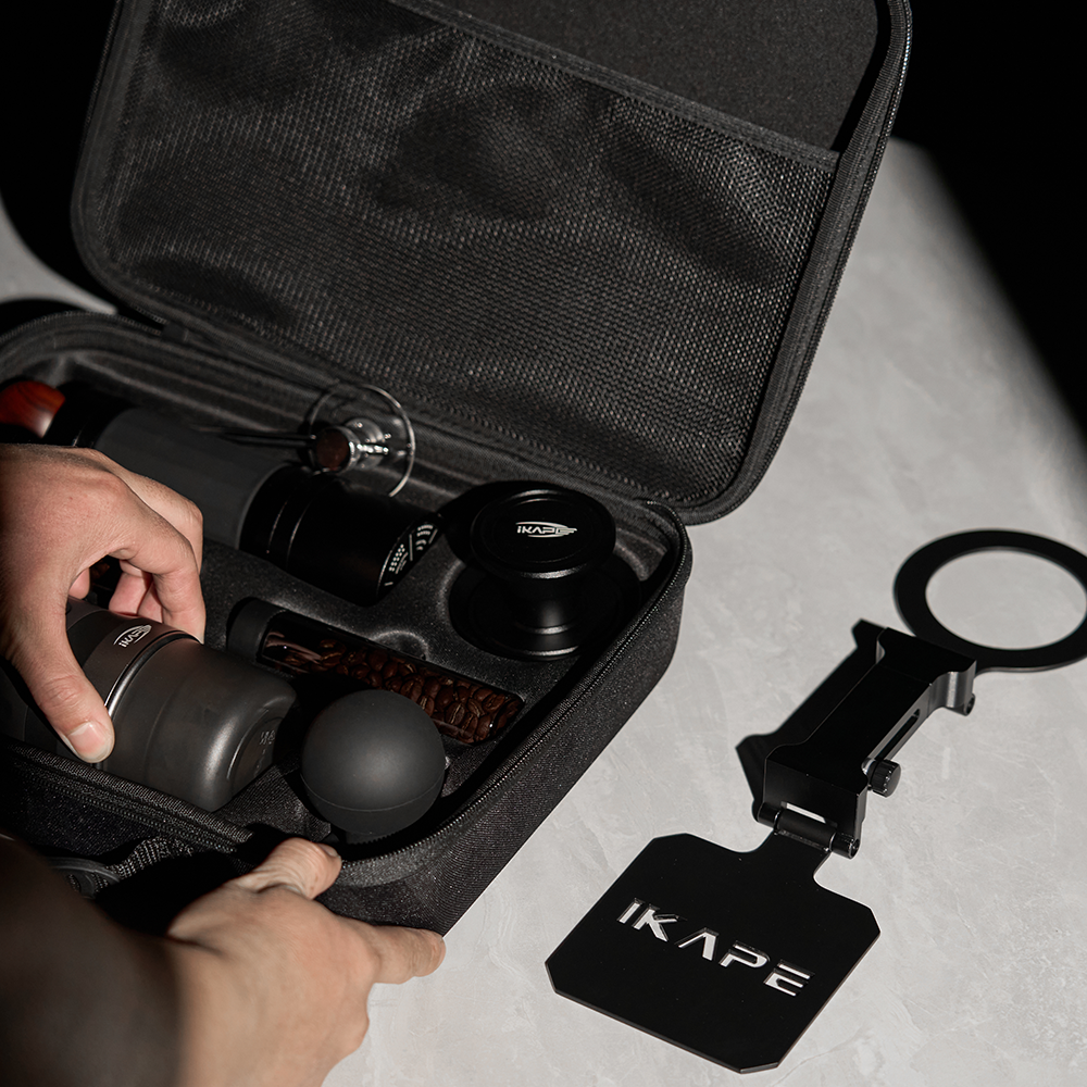 Carrying Bag for Portable Espresso Makers