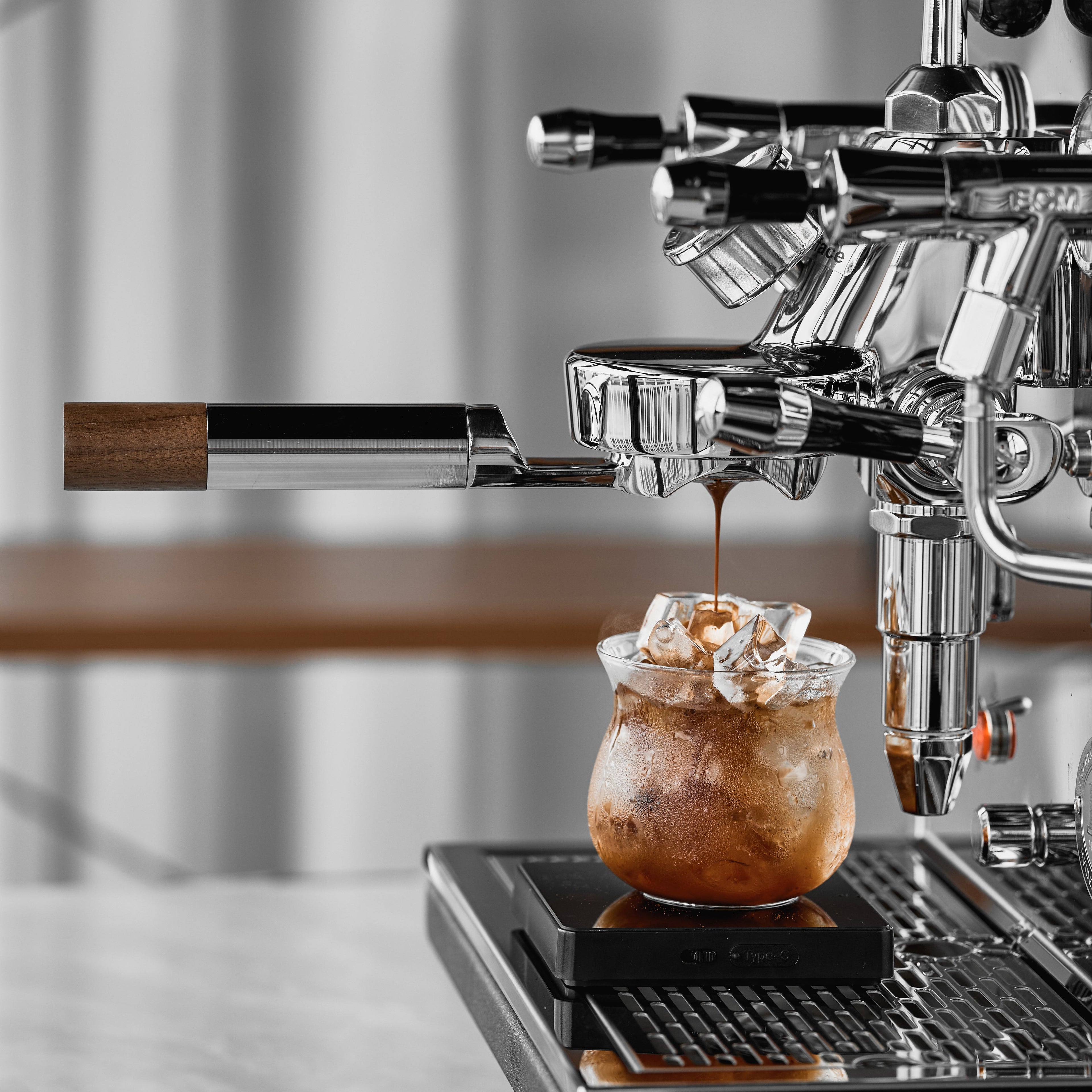 Openwork Bottomless Portafilter with Basket