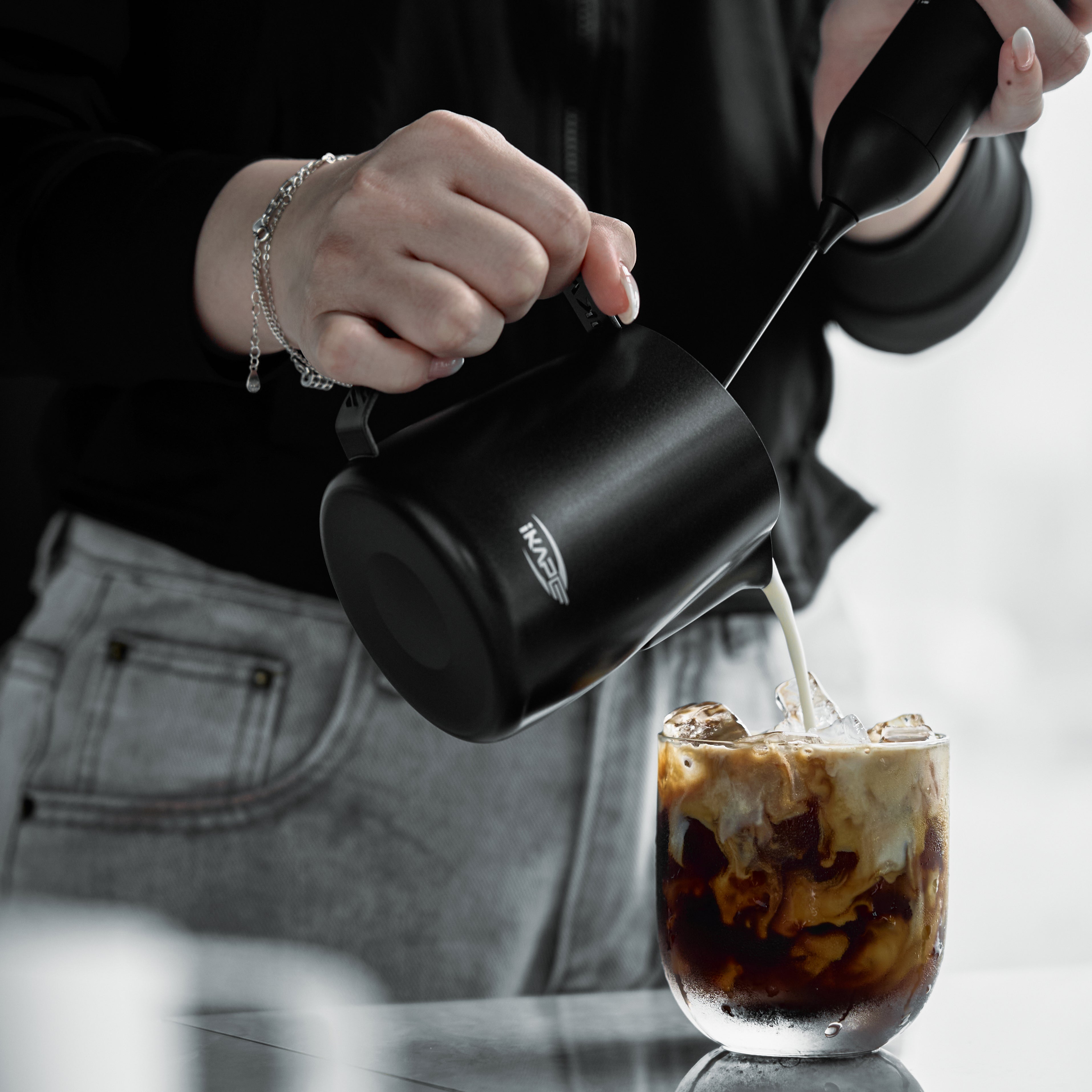 Latte Art Pitcher - Hollow-Out Handle