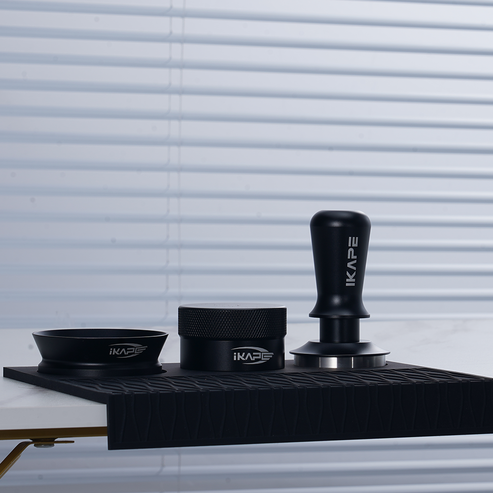 Tamper and Distributor Set - Black or White