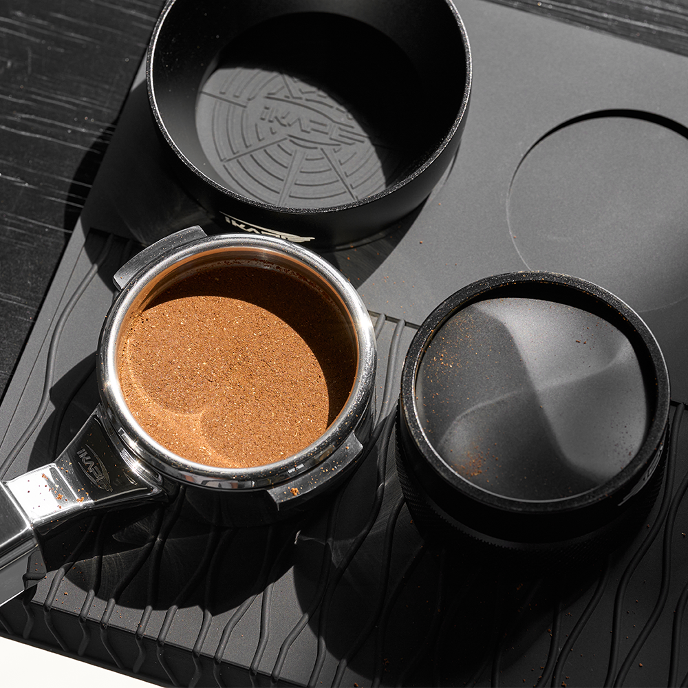 Gravity Espresso Distributor - All Black