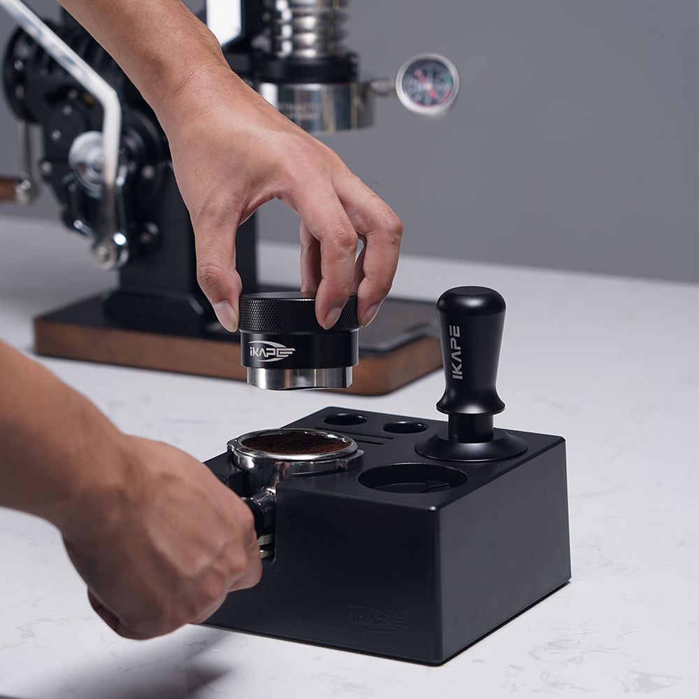Tamper, Distributor and 7-in-1 ABS Organiser Set